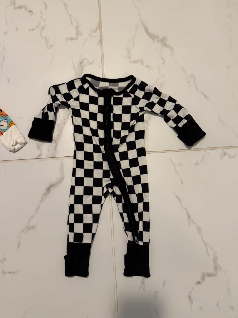 3 little one shop zippies newborn - Picture 8 of 10